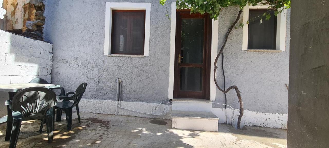 Holiday House In Siniscola Villa Esterno foto